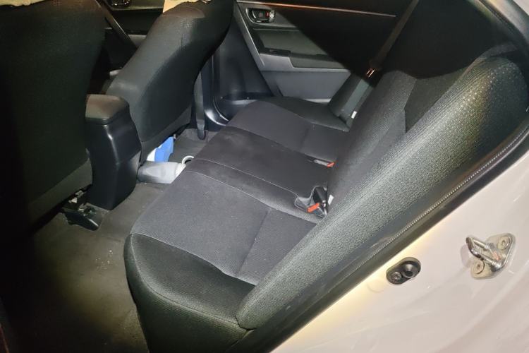 Used Toyota Levin 2016 Dual-Engine 1.8H GS E-CVT Elite Model with Sunroof