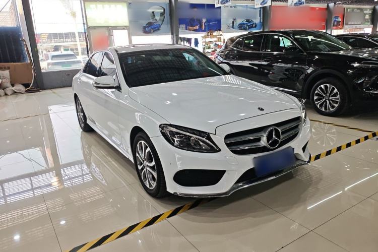 Used Mercedes-Benz C-Class 2017 Restyled C 180 L Fashion Edition Sport Version Front Right 45 Deg
