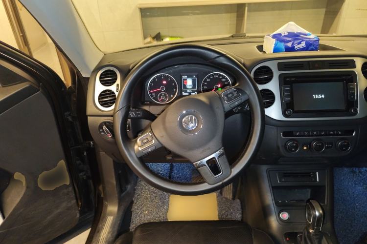 Used Volkswagen Tiguan 2015 1.8TSI Automatic Two-Wheel Drive Luxury Model
