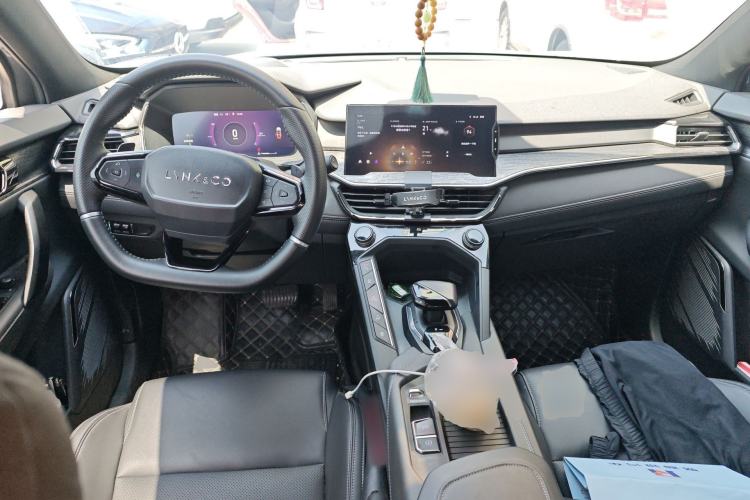 Used Lynk & Co 06 2020 1.5T JinPro model Center Console