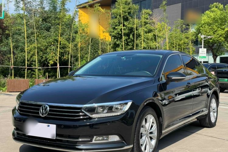 Used Volkswagen Magotan 2019 330TSI DSG Luxury Version China VI Standard