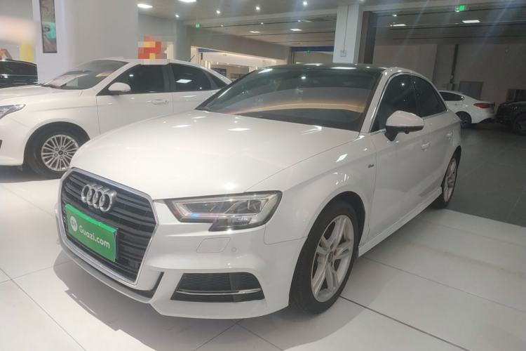 Used Audi A3 2019 Limousine 35 TFSI Fashion Edition China VI Emission Standard