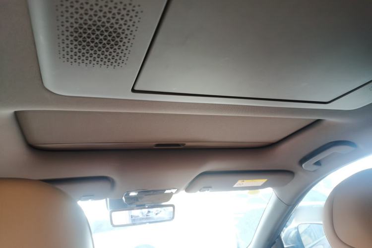 Used Dongfeng Aeolus L8 2025 Model 112KM Dream Edition Headliner