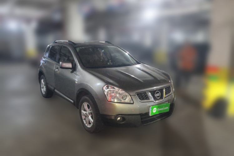 Used Nissan Qashqai 2012 2.0 XL Fire 6MT 2WD Front Right 45 Deg