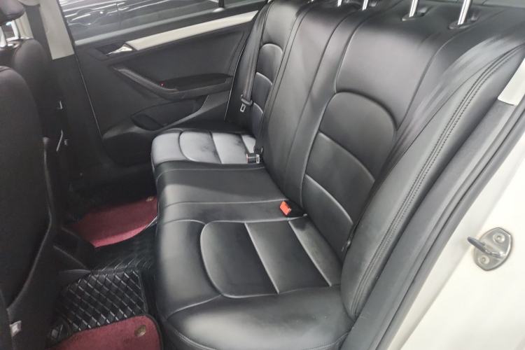 Used Volkswagen Jetta 2015 1.6L Manual Comfort Model Left Rear Seat