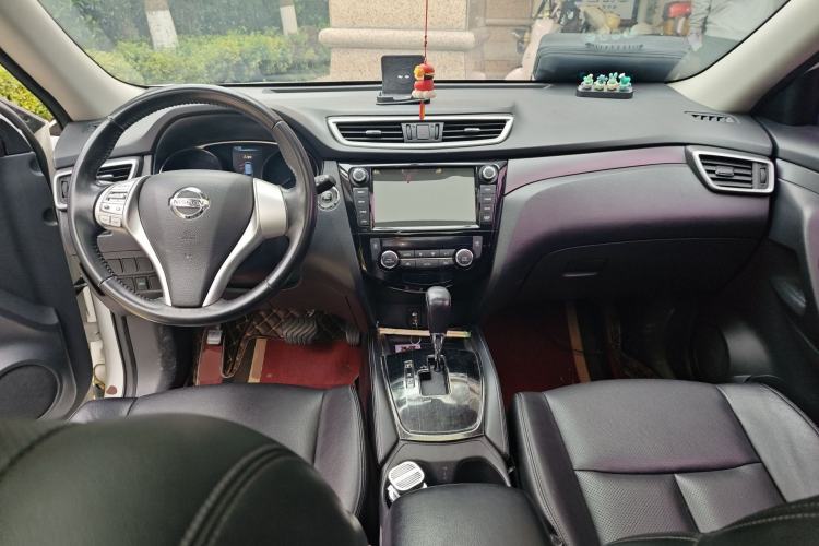 Used Nissan X-Trail 2015 2.0L CVT Comfort MAX Edition 2WD