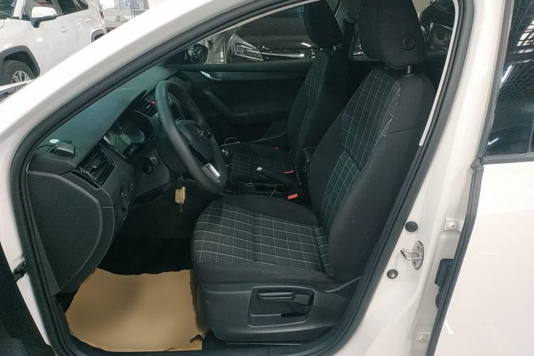 Used Skoda Octavia 2019 1.5L Manual Standard Edition China V
