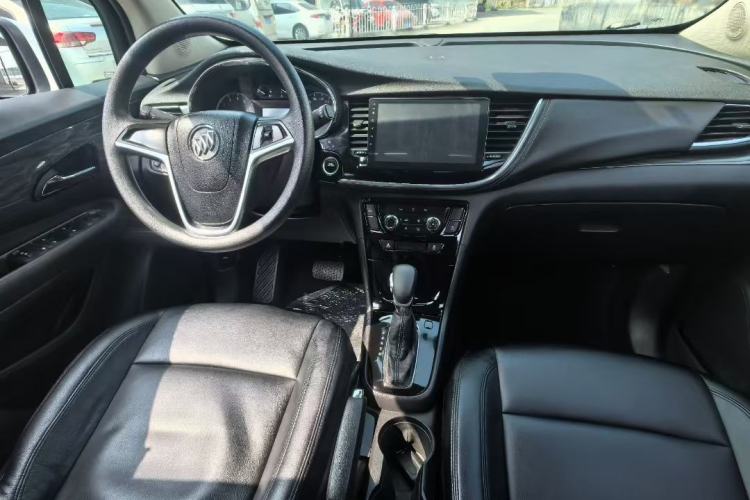 Used Buick Encore 2018 18T Automatic Two-Wheel Drive Urban Fashion Model