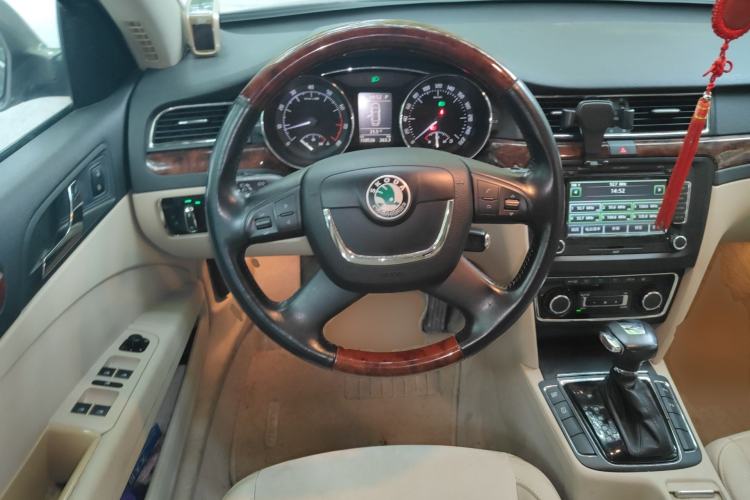 Used Skoda Superb 2009 1.8TSI Automatic Luxury Edition Steering Wheel