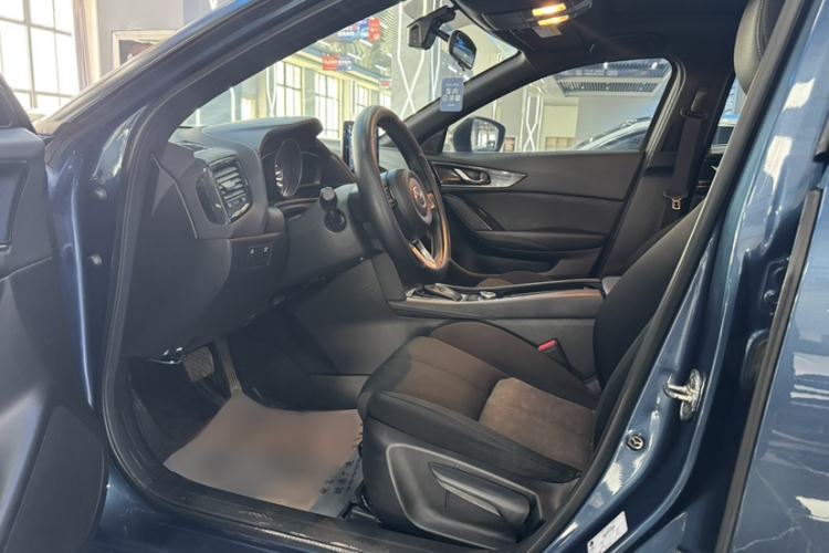 Used Mazda CX-4 2020 2.0L Automatic Two-Wheel Drive Blue Sky Dynamic Edition