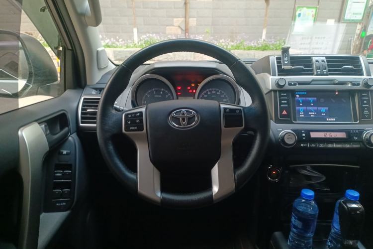 Used Toyota Prado 2016 2.7L Automatic Standard Edition Steering Wheel