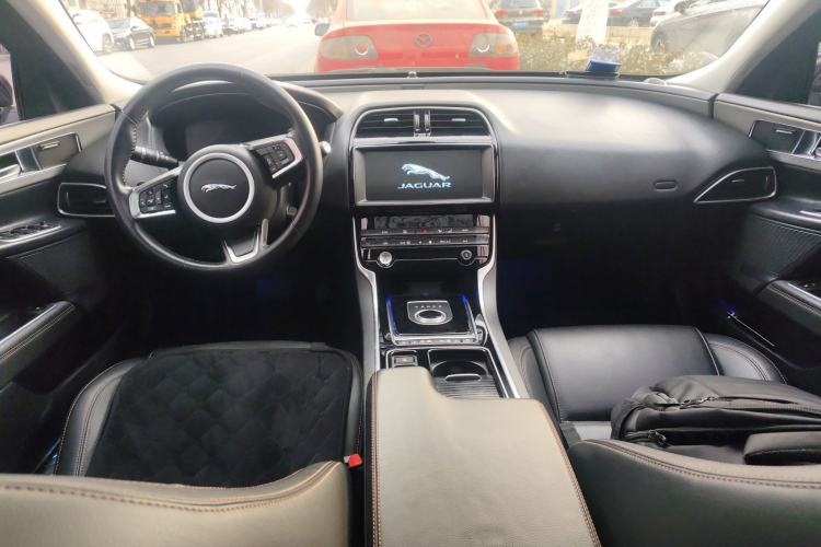 Used Jaguar XEL 2019 2.0T 250 PS Premium Edition
