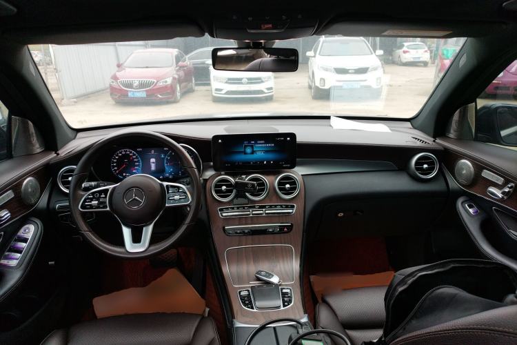 Used Mercedes-Benz GLC 2022 GLC 260 L 4MATIC Luxury Model