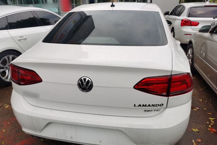 Used Volkswagen Lamando 2017 280TSI DSG Comfort Edition
