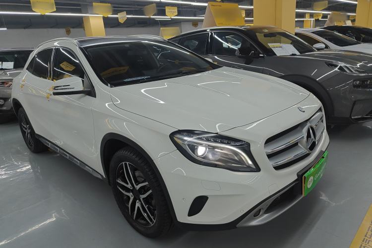 Used Mercedes-Benz GLA 2015 GLA 200 Fashion Model