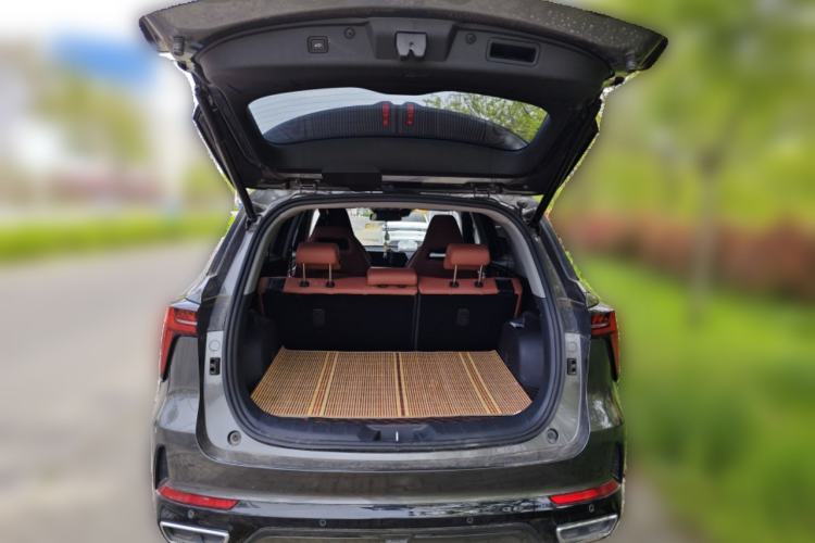 Used CHANGAN CS75 PLUS 2024 3rd Generation Champion Edition 1.5T Intelligent Drive Dynamic Model
