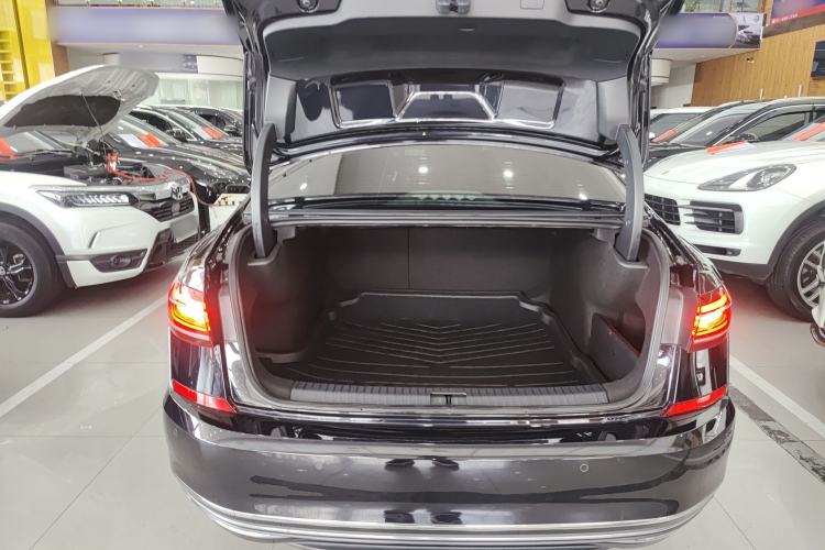 Used Volkswagen Passat 2022 330TSI Starry Elite Edition
