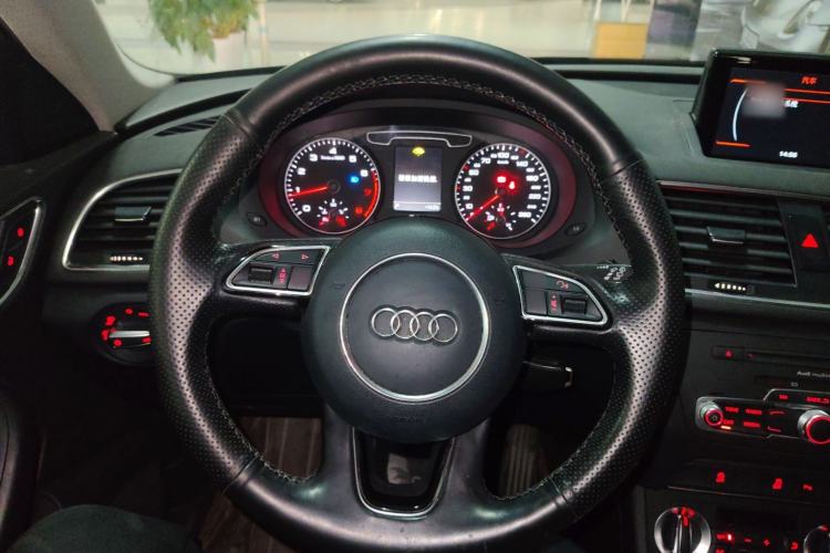 Used Audi Q3 2015 35 TFSI quattro Millionth Anniversary Edition
