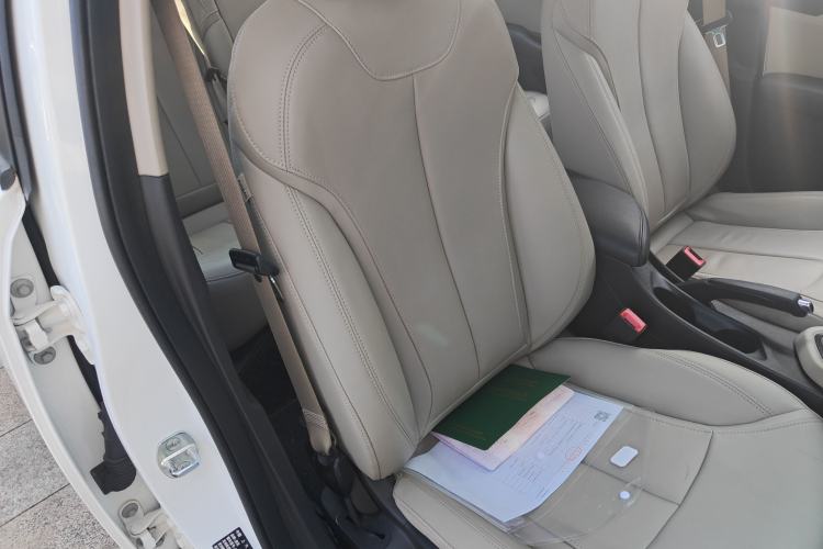 Used Buick GT 2019 15T Dual-Clutch Connected Elite Model China VI