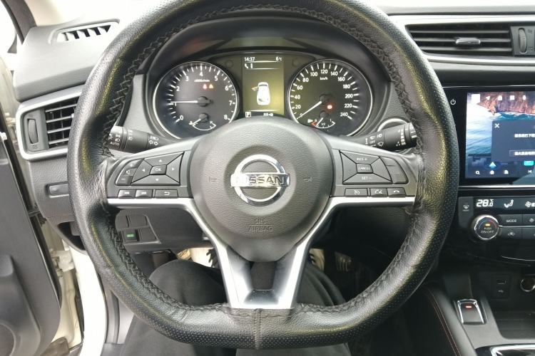 Used Nissan Qashqai 2022 2.0L CVT XV Premier Luxury Edition Steering Wheel