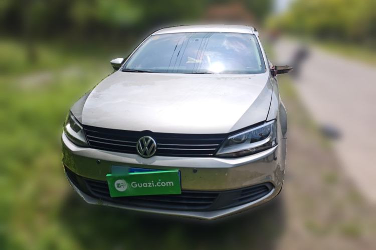 Used Volkswagen Sagitar 2012 1.6L Manual Fashion Edition