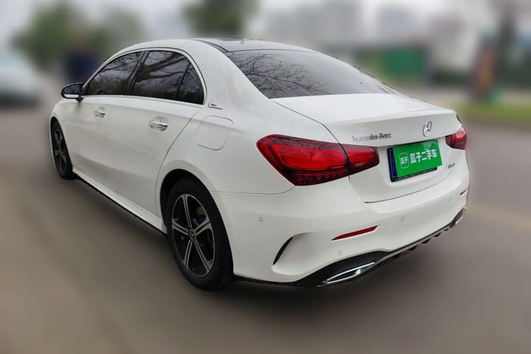 Used Mercedes-Benz A-Class 2022 Revised Version A 200 L Sport Sedan Fashionable Style
