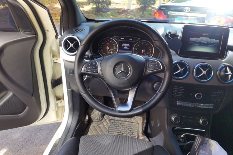 Used Mercedes-Benz B-Class 2015 B 200 Sport Edition