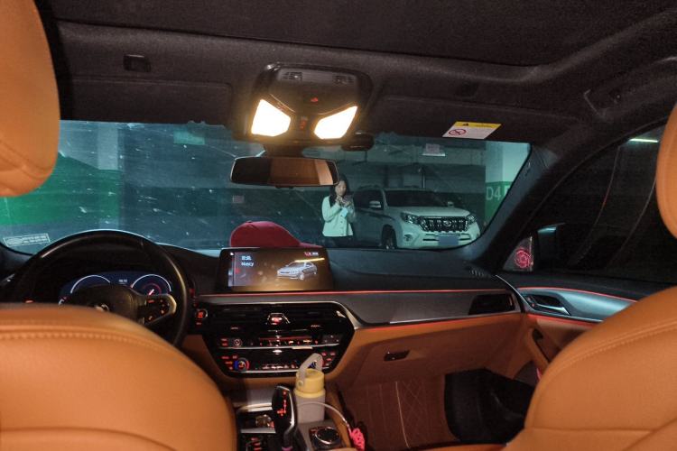 Used BMW 5 Series 2019 525Li Luxury Package
