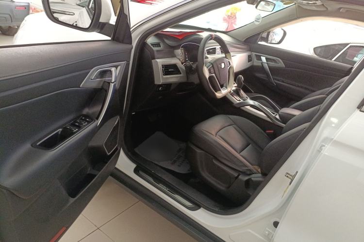 Used Geely Auto Emgrand X7 Sport 2016 1.8TD Automatic Smart Connectivity Version Driver Seat