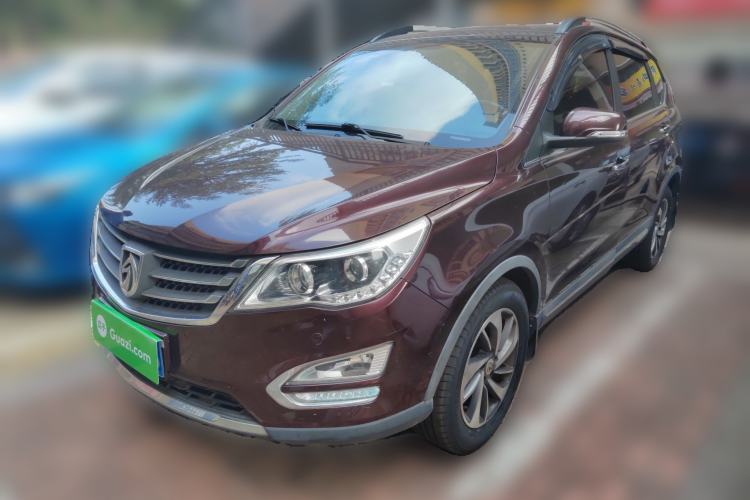 Used Baojun 560 2015 1.8L manual luxury version