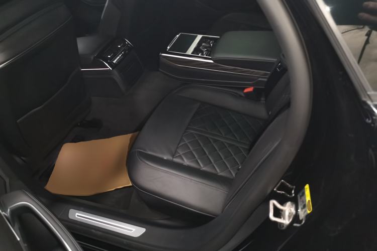 Used Audi A8 2023 A8L 50 TFSI quattro Prestige Edition
