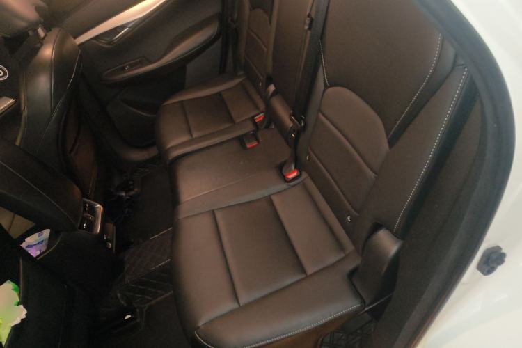 Used Infiniti QX50 2020 Revised Version 2.0T Two-Wheel Drive Fashion Edition Left Rear Seat