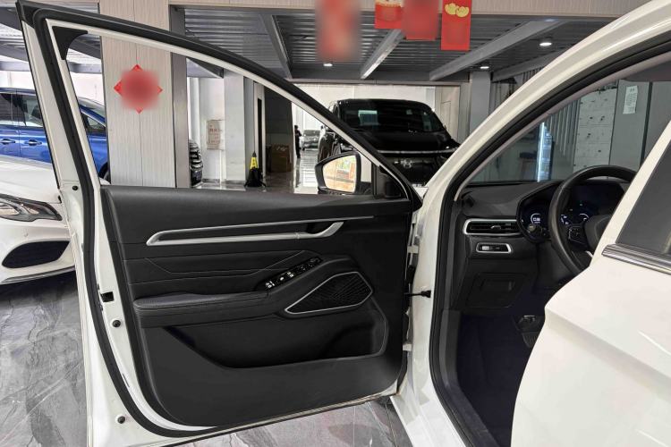 Used Geely Auto Emgrand 2022 4th Generation 1.5L CVT Luxury Model Interior 9