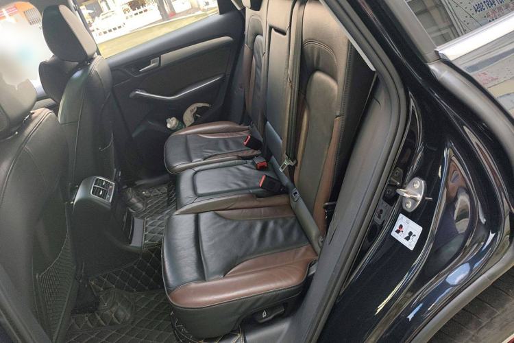 Used Audi Q5 2018 Collector's Edition 40 TFSI Technology Model
