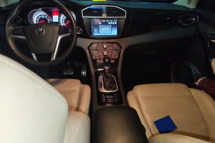 Used MG GS 2015 2.0TGI TST Four-Wheel Drive Flagship Edition
