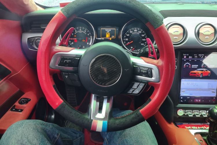 Used Ford Mustang 2015 2.3T Automatic U.S.-Spec Version
