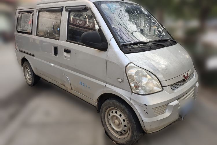 Used Wuling Rongguang 2014 1.2L S Base Model
