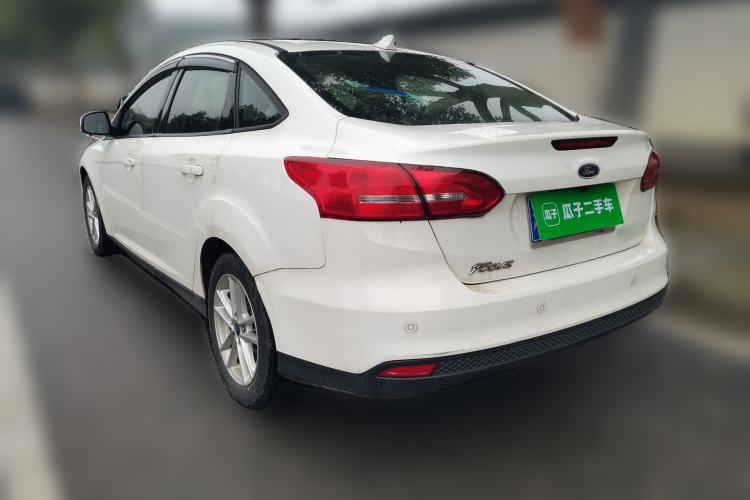 Used Ford Focus 2018 Sedan Classic 1.6L Automatic Trendy SmartDrive Edition