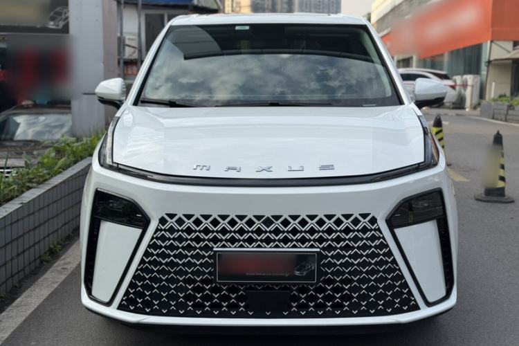 Used SAIC MAXUS G70 2024 2.0T Automatic Luxury Edition 7 Seats
