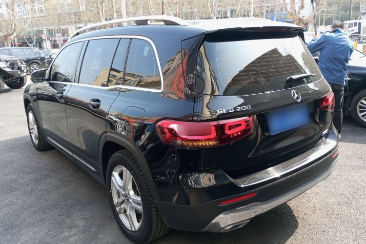 Used Mercedes-Benz GLB 2023 GLB 200 Dynamic Edition Rear Left 45 Deg