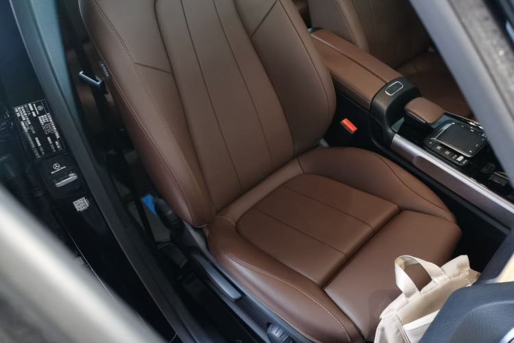 Used Mercedes-Benz GLB 2021 GLB 200 Dynamic Edition Right Front Seat