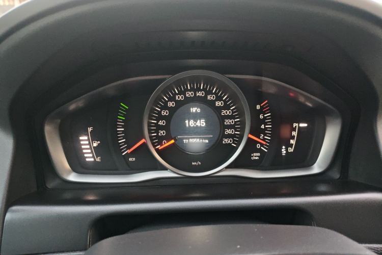 Used Volvo XC60 2017 T5 Smart Edition