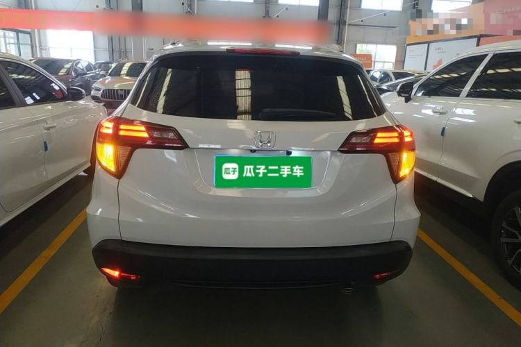 Used Honda Vezel 2017 1.8L CVT Front-Wheel Drive Pioneer Edition
