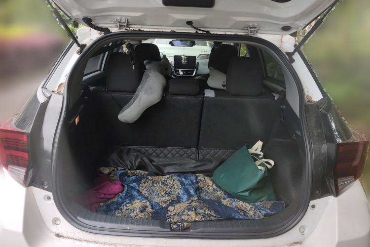 Used Toyota YARiS L Zhi Xuan 2020 X-Trail X 1.5L CVT Leading Edition Trunk