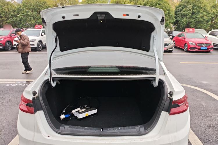 Used Geometry A 2024 500KM Travel Edition