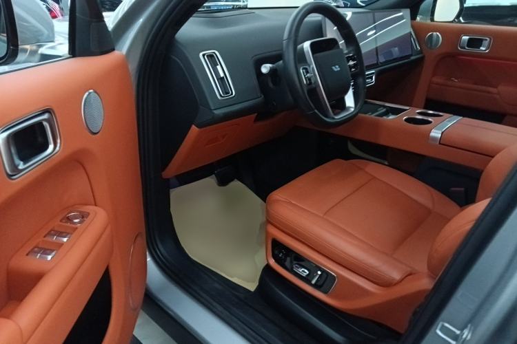 Used Li Auto L8 2023 Max model