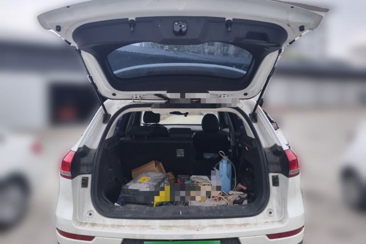 Used Haval H6 2017 Red Label 2.0T Automatic Two-Wheel Drive ZhiShang Model