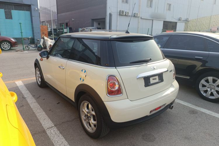 Used MINI 2011 1.6L COOPER Fun

