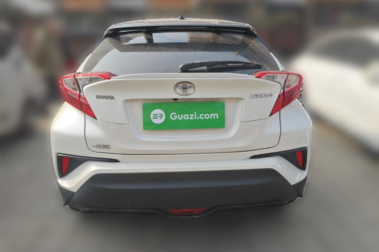 Used Toyota IZOA 2018 2.0L Yichi Version China VI Standard