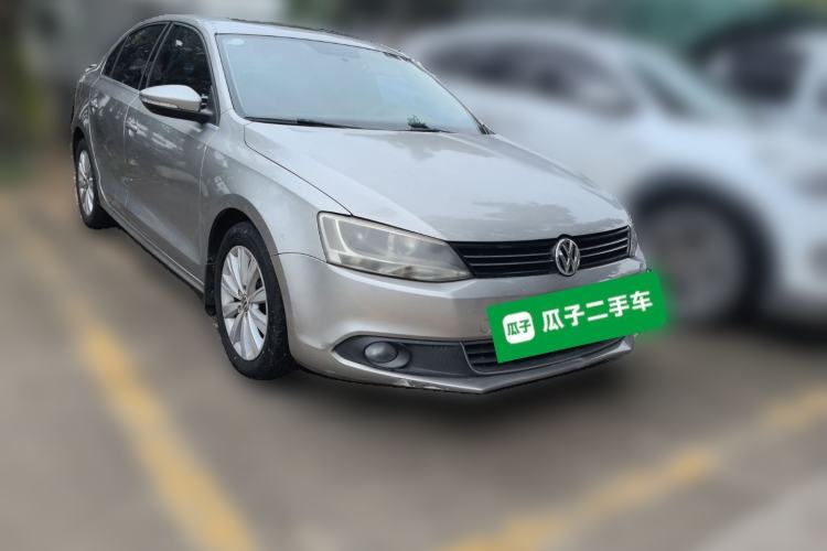 Used Volkswagen Sagitar 2014 1.6L Automatic Comfort Model Front Right 45 Deg